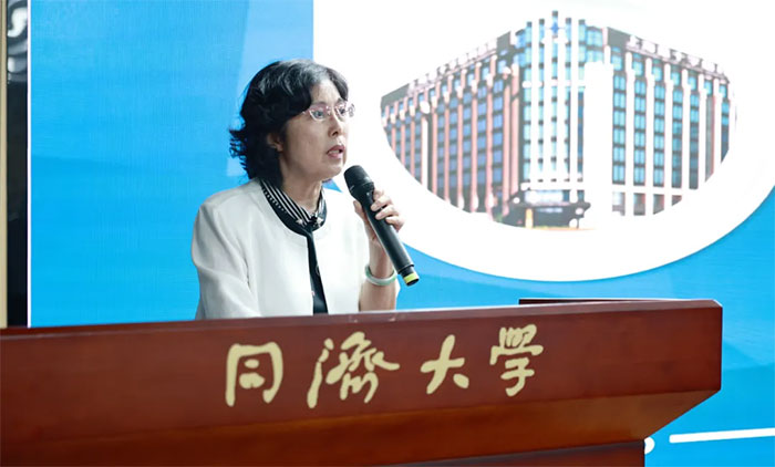 <b>ʳӸкžνȾԲβ</b>